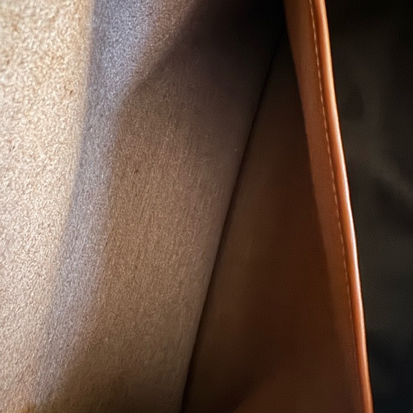 MCM VISETOS  VINTAGE COGNAC TWO SIDED LUGGAGE MESSENGER BAG. MADE IN GERMANY - Picture 15 of 16